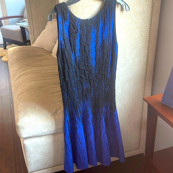 Oscar de la Renta Dress - Picture 1 of 5